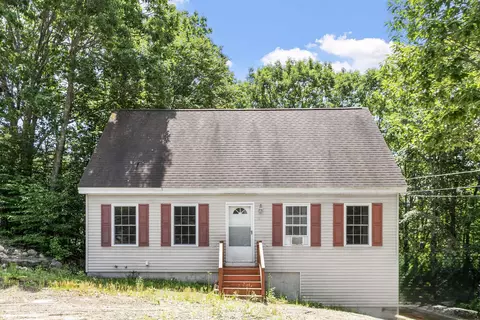 22 Franconia Dr, New Durham, NH 03855