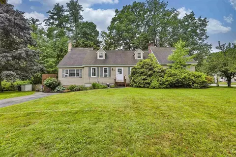 9 Candy Ln, Merrimack, NH 03054