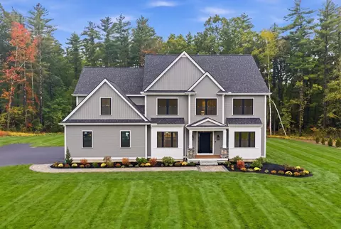 17 Carmel Rd, Pelham, NH 03076
