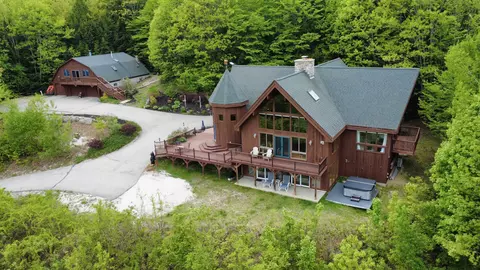 20-24 Crest Ln, Madison, NH 03849