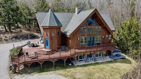 20-24 Crest Ln, Madison, NH 03849