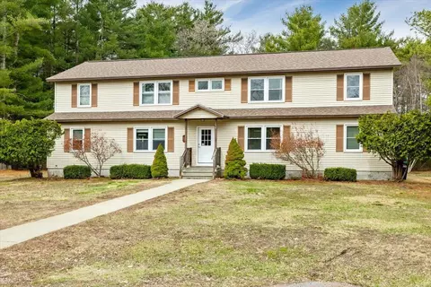 12 Evergreen Dr #101, Milton, VT 05468