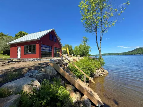 Exterior - 1027 S Barton Rd, Barton, VT 05822 photo 3 of 5