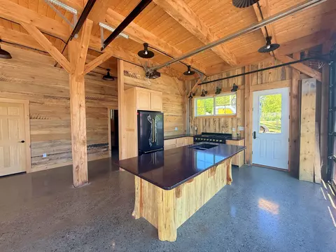 Kitchen - 1027 S Barton Rd, Barton, VT 05822 photo 3 of 9