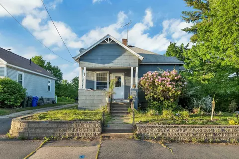 315 Mast Rd, Manchester, NH 03102