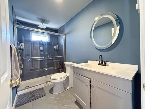 Bath - 3 Harris Ave, Hampton, NH 03842 photo 1 of 1