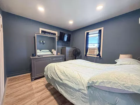 Bedroom - 3 Harris Ave, Hampton, NH 03842 photo 1 of 6