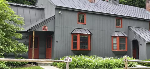122 Quechee Hollow Ln #4E, Quechee, VT 05059