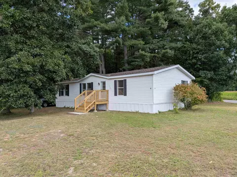 545 Elm St #34, Milford, NH 03055