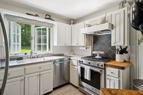 Kitchen - 1834 Tyson Rd, Reading, VT 05062 photo 3 of 6