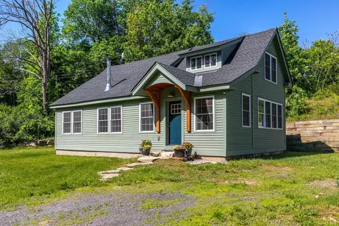 3208 Green Mountain Tpke, Chester, VT 05143
