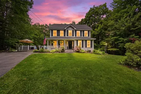 10 Guernsey Ct, Chichester, NH 03258