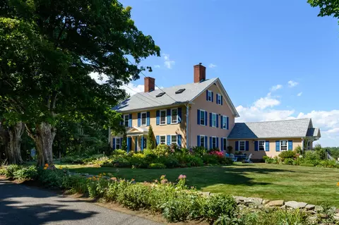 45 Stumpfield Rd, Kensington, NH 03833