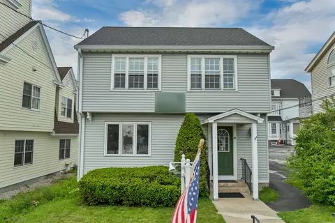 16 Depot St, Wolfeboro, NH 03894