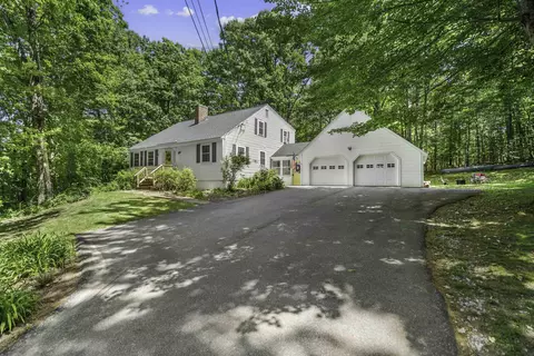 6 Bona Vista Dr, Bow, NH 03304