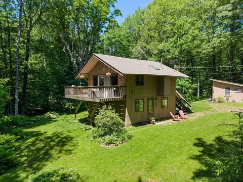 57 Timber Ln, Wardsboro, VT 05355