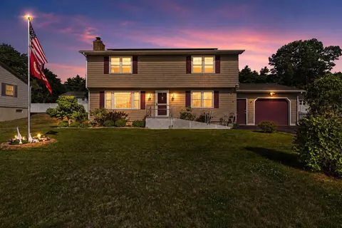 7 Hopi Dr, Nashua, NH 03063