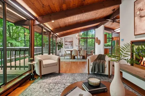 34 Van Dyke Rd, Hollis, NH 03049