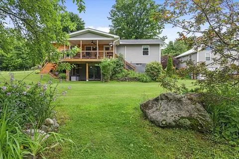 15 Marshall Ln, Jericho, VT 05465