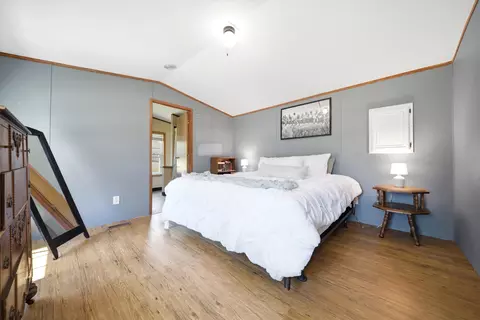 Bedroom - 20 Center Ct, Epping, NH 03042 photo 1 of 4