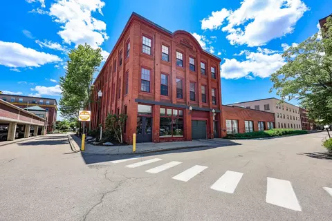 37 Church St, Keene, NH 03431
