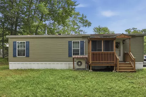 953 Little John Dr, Exeter, NH 03833