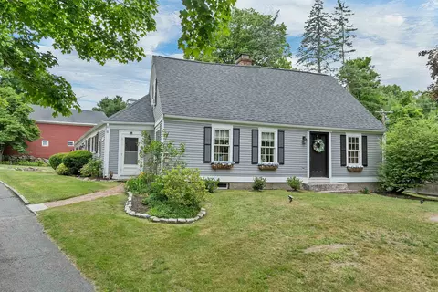 64 N Amherst Rd, Bedford, NH 03110