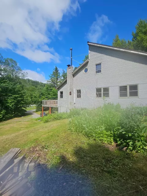 1806 Bosley Hill Rd, Readsboro, VT 05350