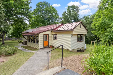273 Melendy Rd, Milford, NH 03055