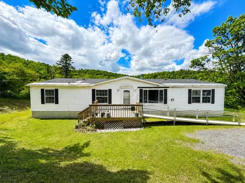 1110 Parker Rd, Vershire, VT 05079