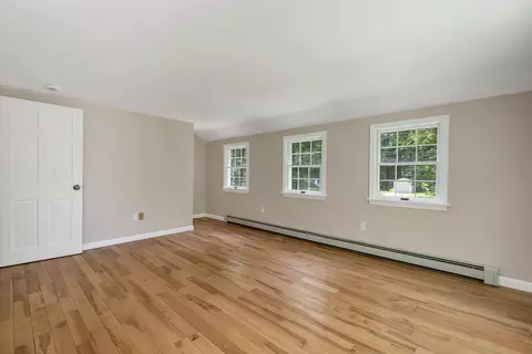 Bedroom - 527 N Main St, Wolfeboro, NH 03894 photo 3 of 5