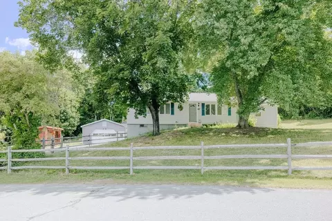 67 Indian Acres Dr, Hinsdale, NH 03451