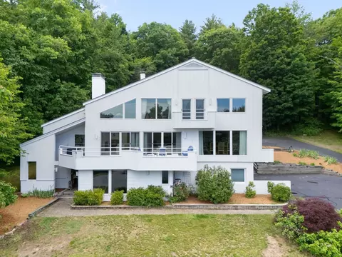 21 Pheasant Hill Rd, Keene, NH 03431