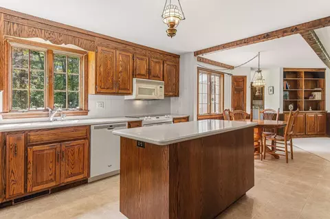 Kitchen - 12 Olde Rd, Hampton, NH 03842 photo 1 of 5