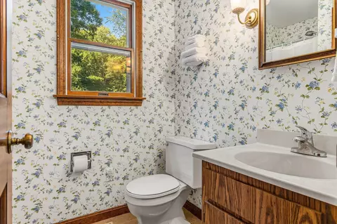 Bath - 12 Olde Rd, Hampton, NH 03842 photo 1 of 4