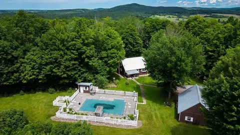 1198 Georgia Mountain Rd, Georgia, VT 05454