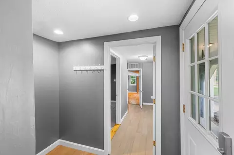 Entry Way - 120 Durham Rd, Dover, NH 03820 photo 5 of 9
