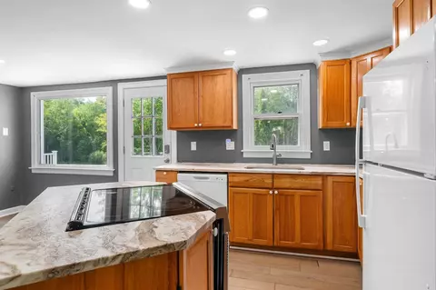 Kitchen - 120 Durham Rd, Dover, NH 03820 photo 5 of 9