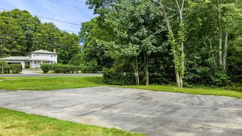 Exterior - 120 Durham Rd, Dover, NH 03820 photo 11 of 18