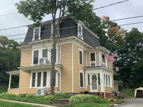 174 Third St, Newport, VT 05855
