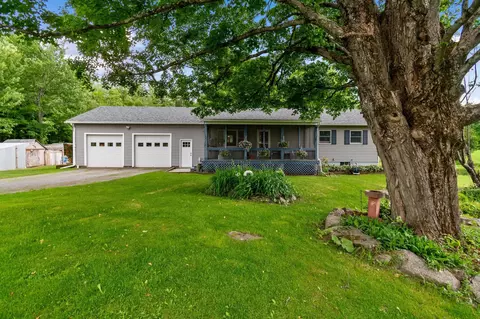 755 Rugg Rd, Fletcher, VT 05448
