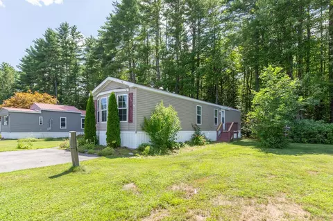 9 Chancellor Dr, Concord, NH 03303
