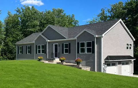 556 Old Candia Rd, Candia, NH 03034