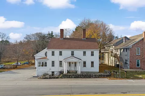 80 Lafayette Rd, Hampton Falls, NH 03844
