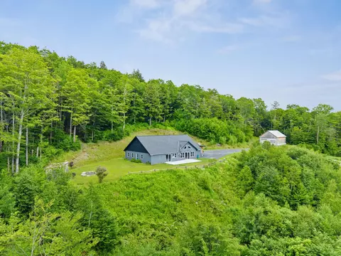 485 Smith Rd, Fayston, VT 05660