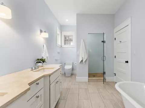Bath - 384 Winnacunnet Rd, Hampton, NH 03842 photo 1 of 5