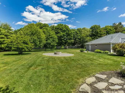 Exterior - 384 Winnacunnet Rd, Hampton, NH 03842 photo 7 of 15