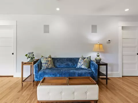 Living - 384 Winnacunnet Rd, Hampton, NH 03842 photo 3 of 4