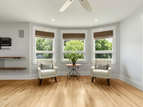 Living - 384 Winnacunnet Rd, Hampton, NH 03842 photo 2 of 4