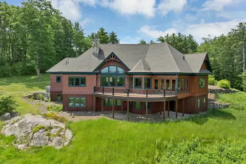 44 Pease Rd, Meredith, NH 03253